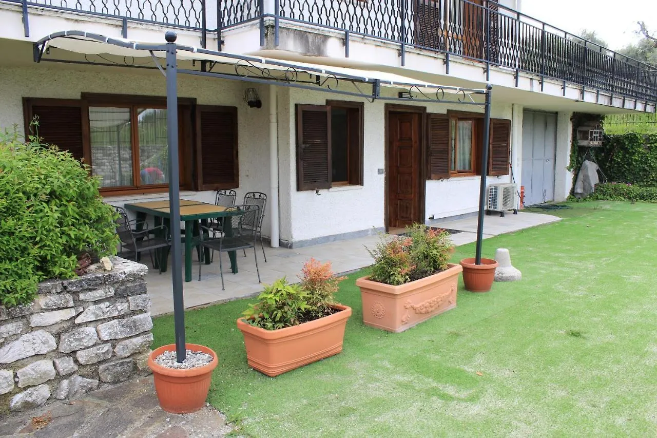 La Grolla Apartments Manerba del Garda İtalya