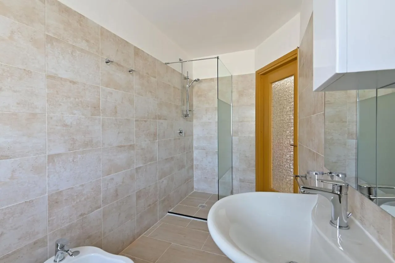 La Grolla Apartments Manerba del Garda