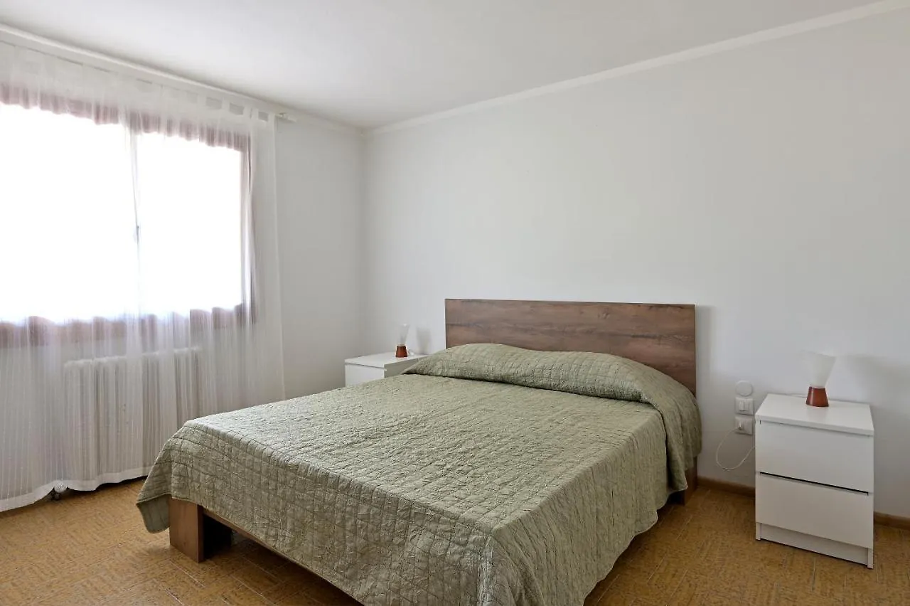 La Grolla Apartments Manerba del Garda 0*,