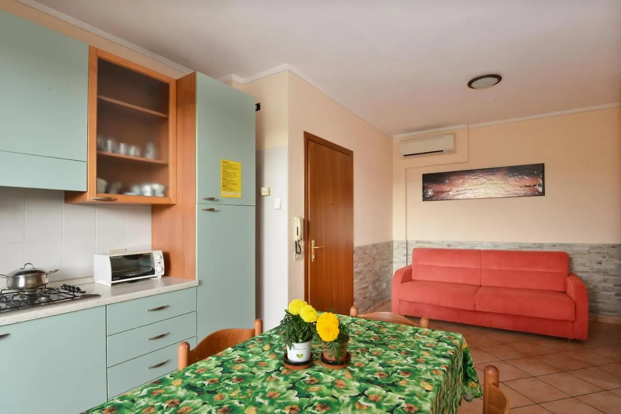 La Grolla Apartments Manerba del Garda