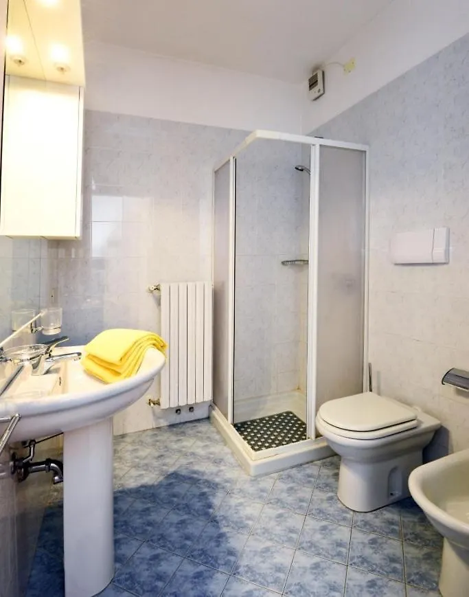 La Grolla Apartments Manerba del Garda