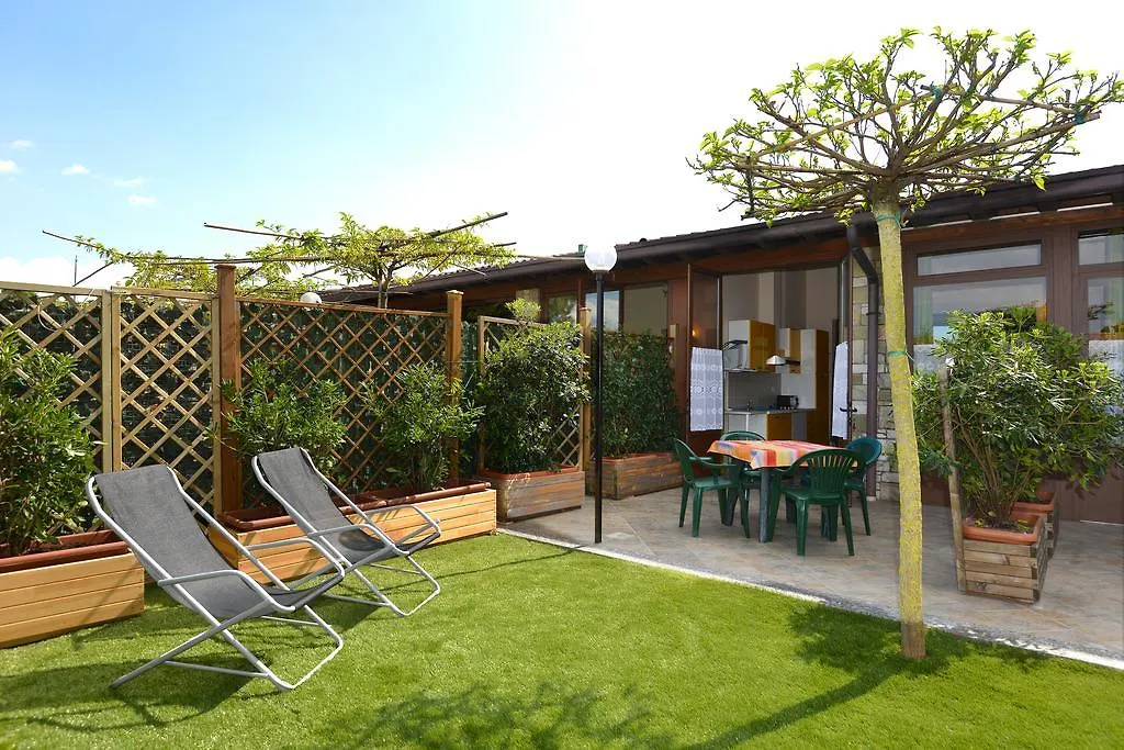 La Grolla Apartments Manerba del Garda