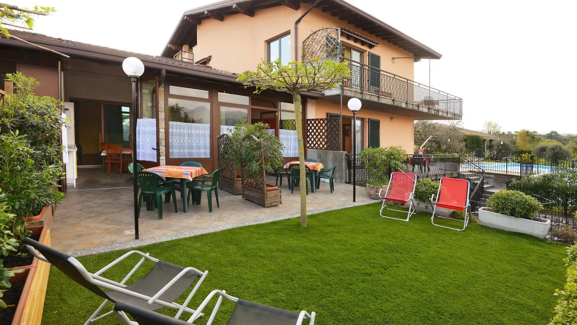 La Grolla Apartments Manerba del Garda 0*,  Italien