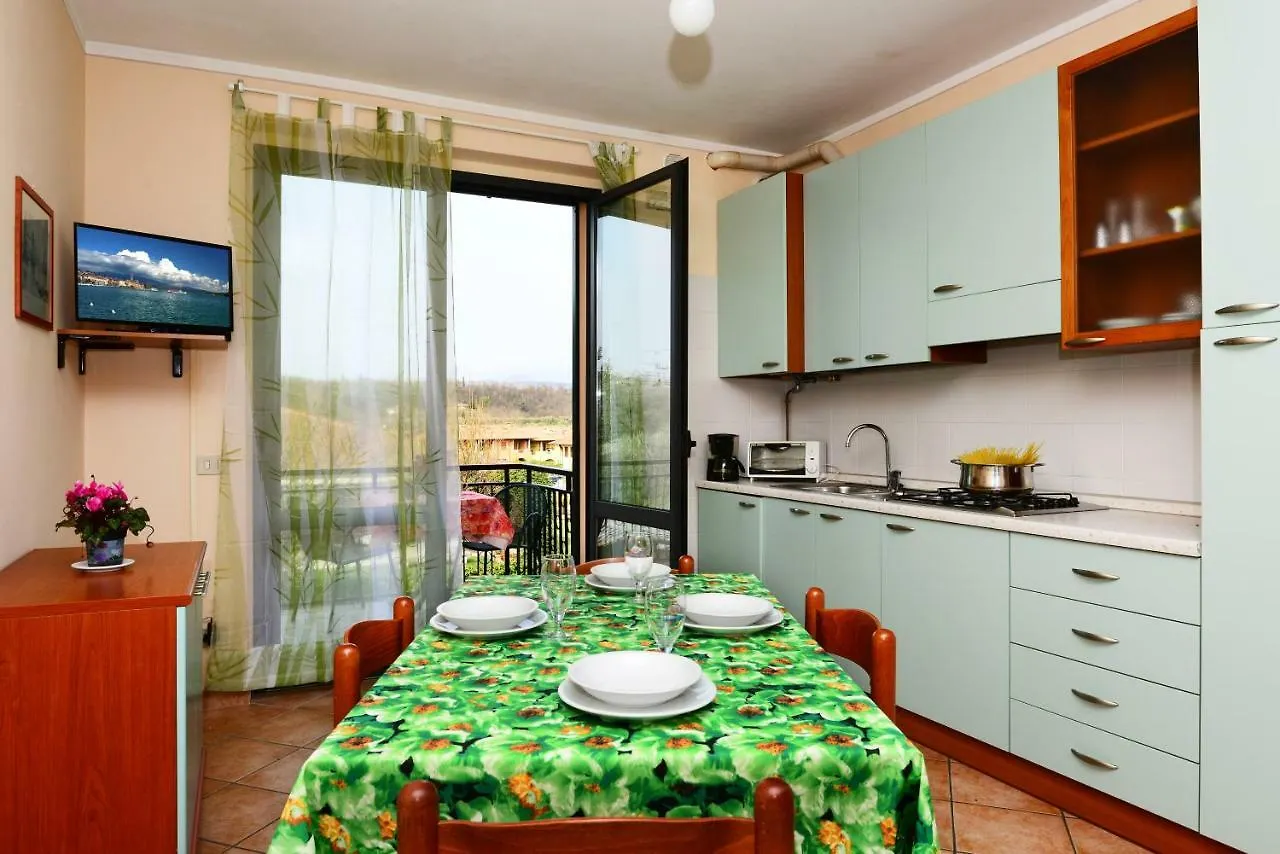 La Grolla Apartments Manerba del Garda
